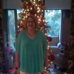 Meet your Posher, Liz